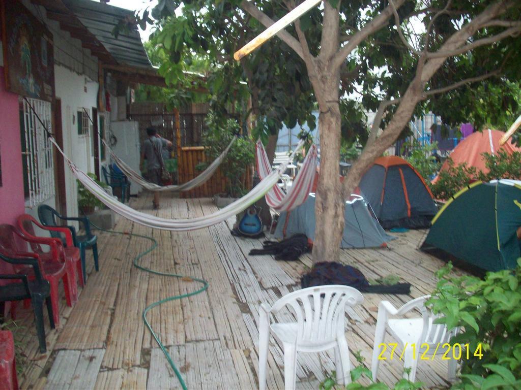 Hostal Camping Beach Salinas  Exterior foto