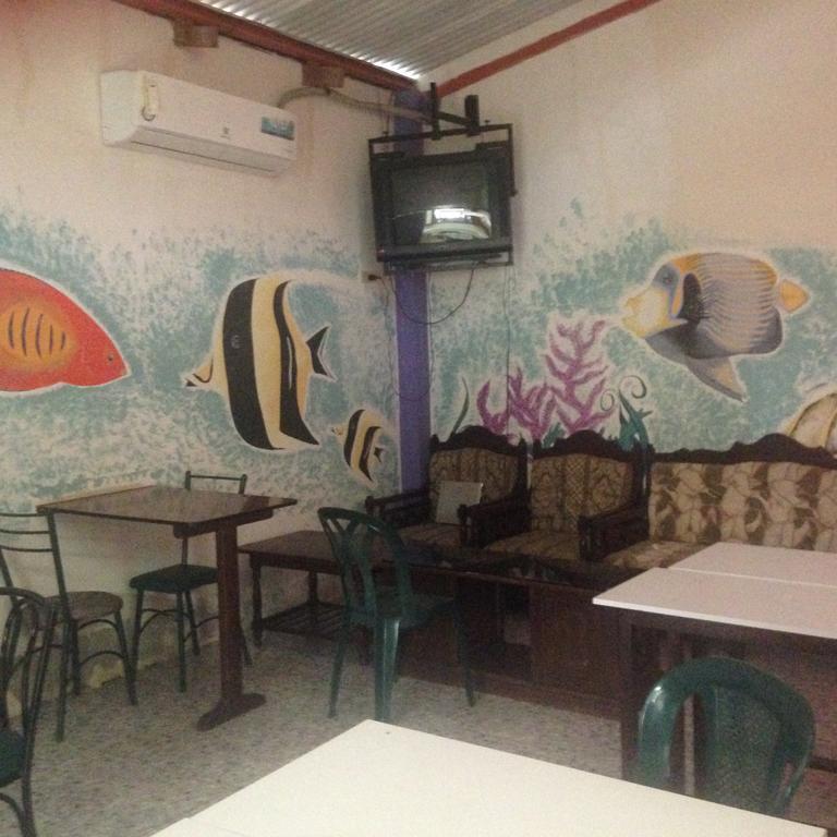 Hostal Camping Beach Salinas  Exterior foto