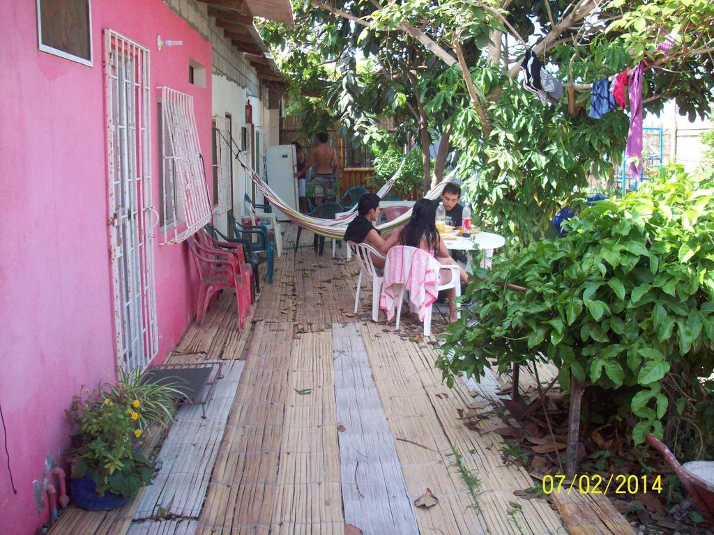 Hostal Camping Beach Salinas  Exterior foto